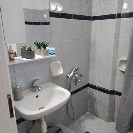 George House * Yenişehir